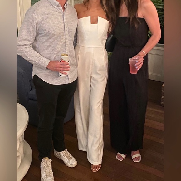 Black Halo Lena Jumpsuit, White, Size 0 - Picture 3 of 4